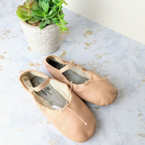 American Ballet Theatre Baby Pink Leather Ballet Slippers - Picture 3 of 9